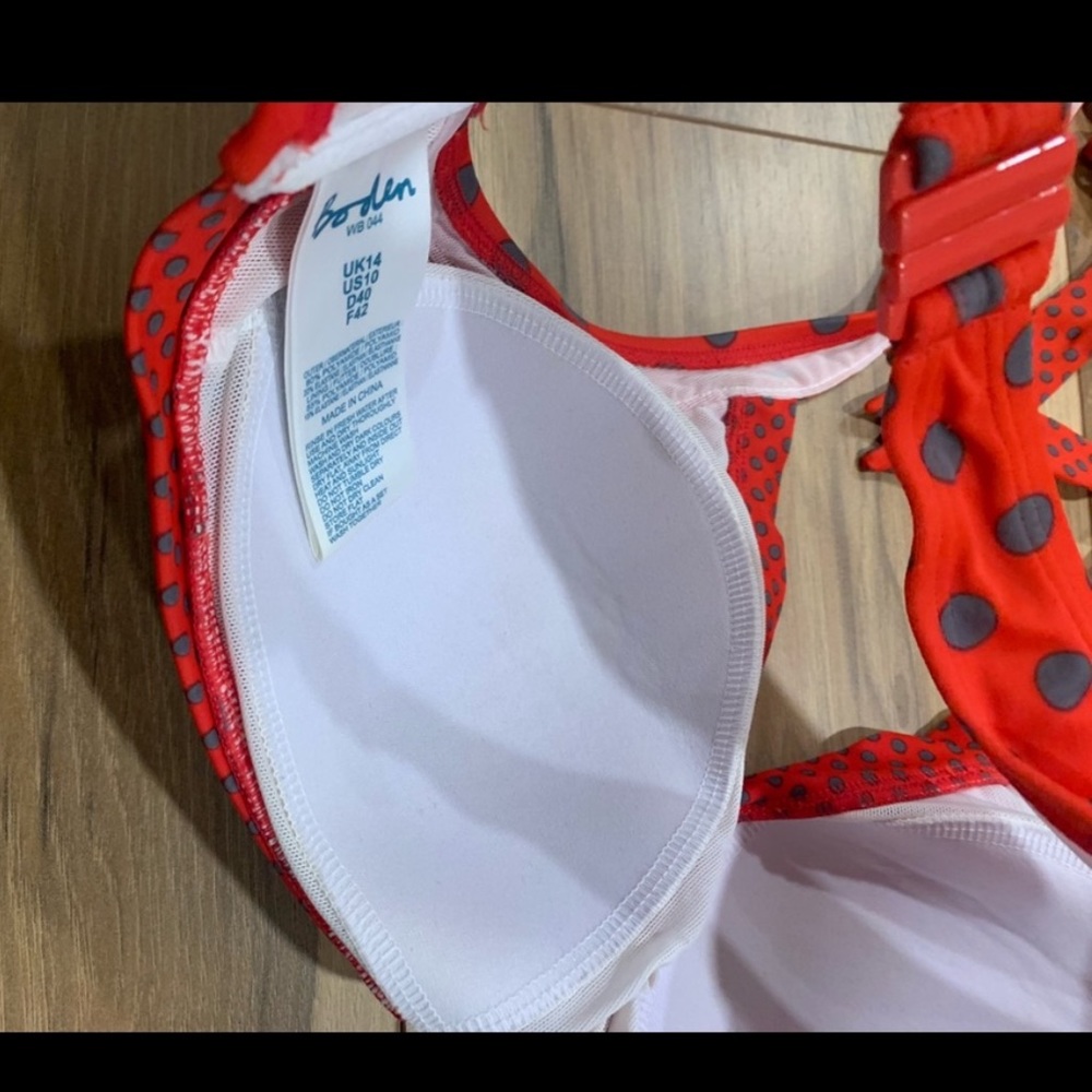 Red polka dots Boden top 🏖 - Picture 5 of 5